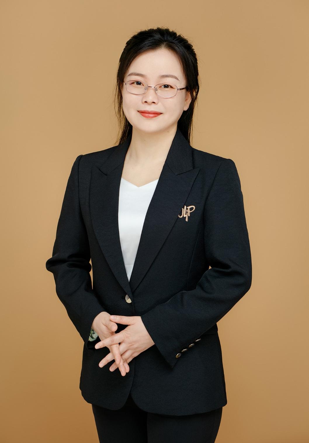 黎燕：广西柳州市铁二中学心理教师 