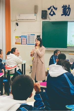 党建+：积极心育“一三五”，赋能学生幸福成长 ——湖南省长沙市雅礼实验中学心理健康教育工作纪实
