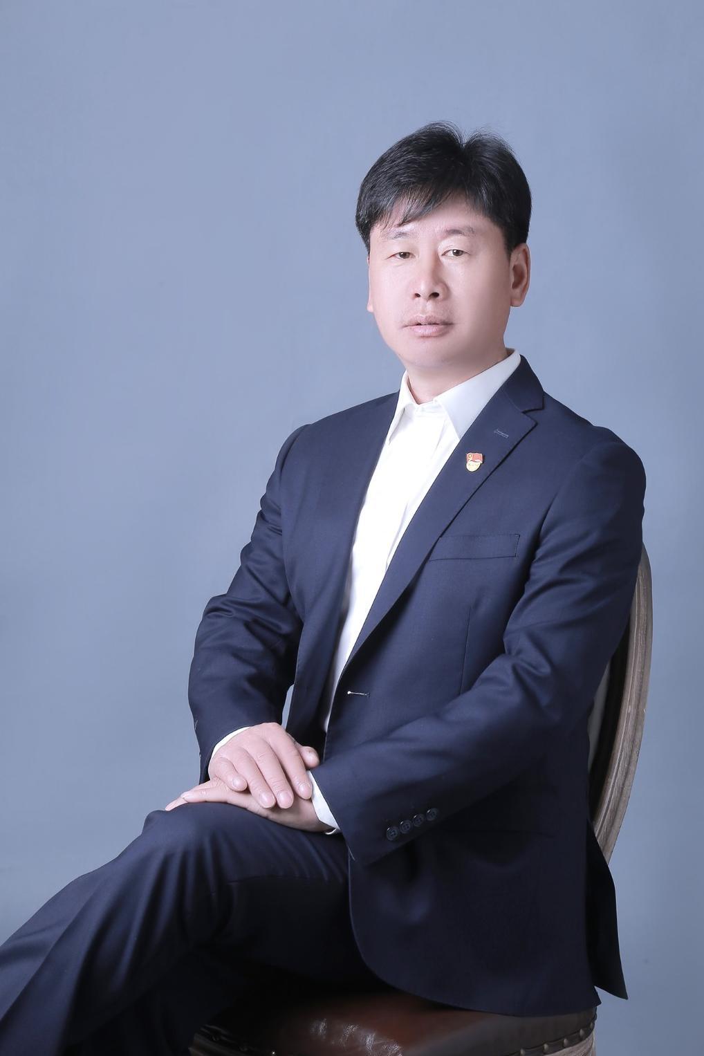 王宪印：黑龙江省哈尔滨市巴彦县兴隆文化小学校长