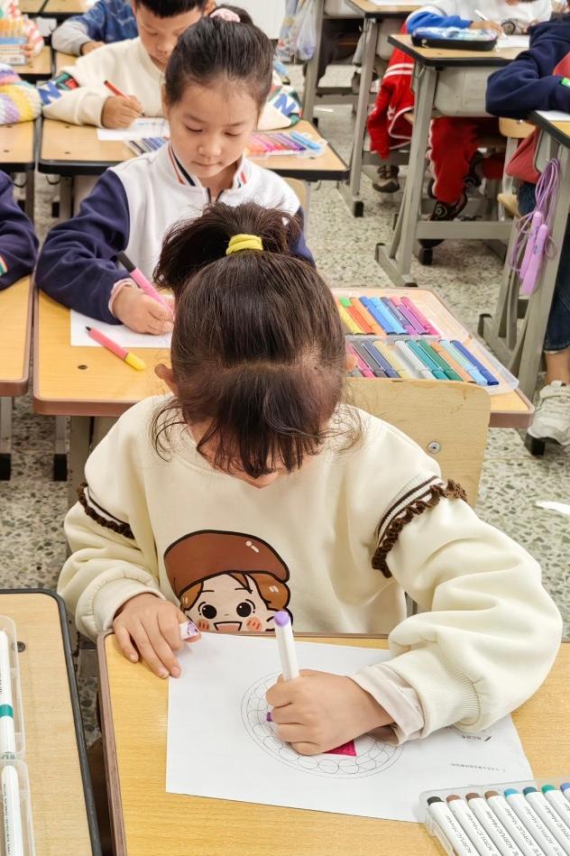 塑造心灵之美 共筑幸福校园———山东省烟台市芝罘区军民小学心理健康教育掠影