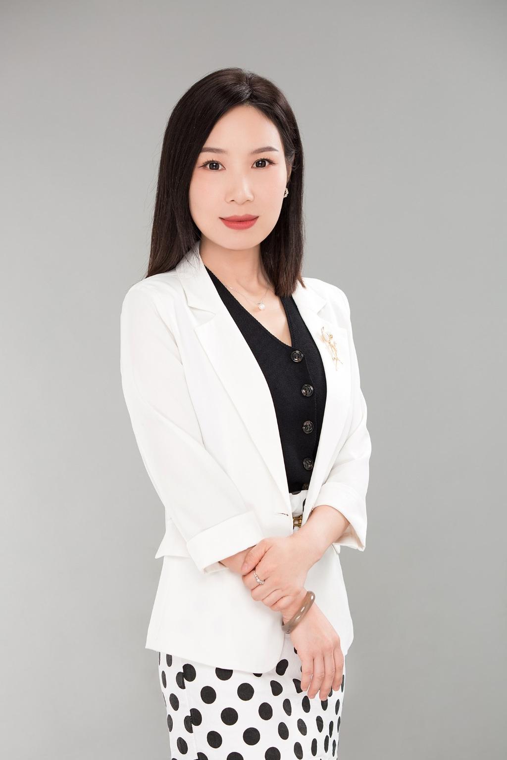 王盈：浙江省温岭市职业技术学校副校长
